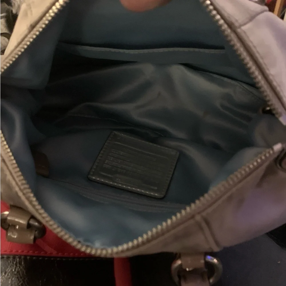 Coach purse - Picture 5 of 7